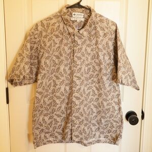 Columbia Men’s Short-Sleeve Button-Down Shirt - Beige Leaf Print